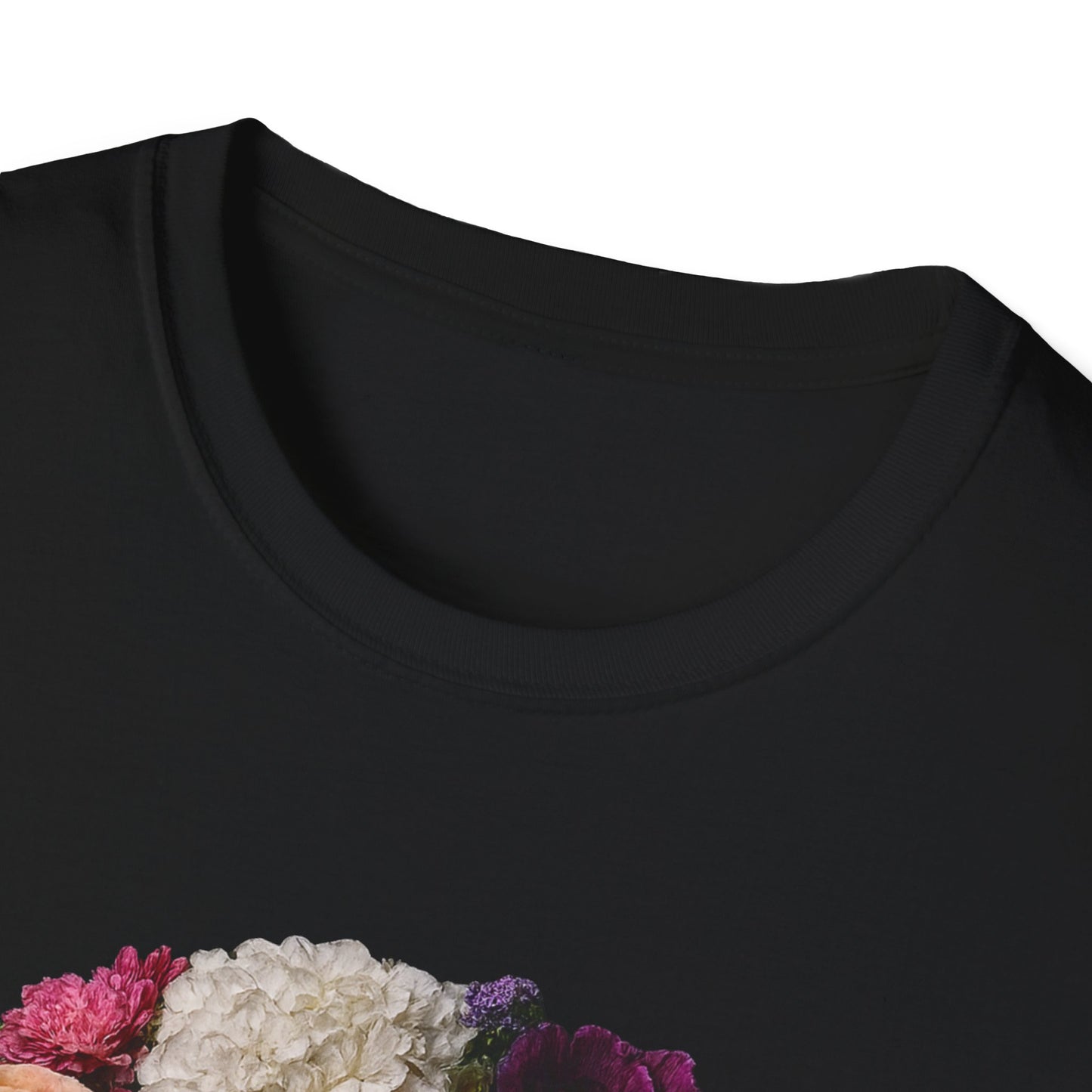 Floral Skull T-Shirt, Softstyle Unisex Tee, Perfect for Halloween, Day of the Dead, Casual Style, Gift for Skull Lovers.